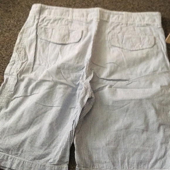 Old navy - Picture 2 of 3